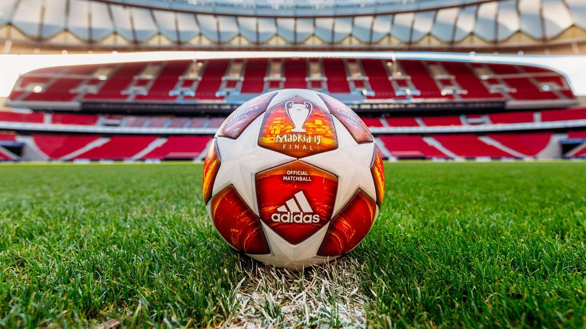 Der neue Spielball der Champions League feiert seine Premiere bereits im Achtelfinale