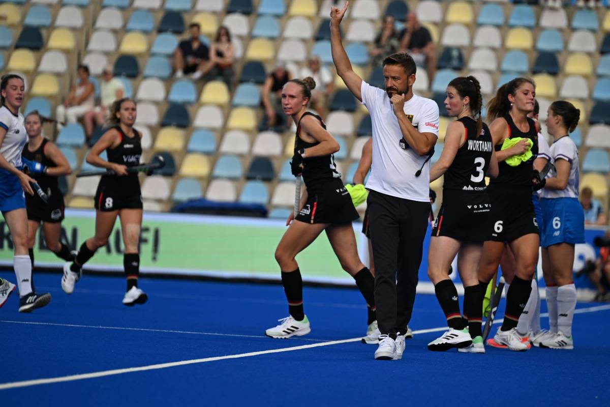 Hockeyfrauen machen Halbfinale perfekt