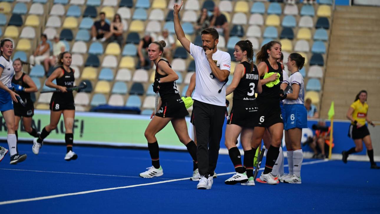 Hockeyfrauen machen Halbfinale perfekt