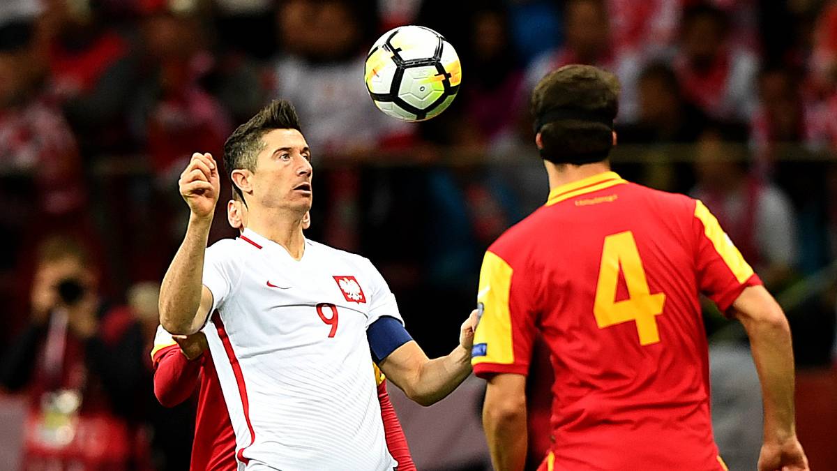 TOPF 1 - POLEN (6): Die polnische Nationalmannschaft schießt sich mit einem spektakulären 4:2 gegen Montenegro zur WM. Robert Lewandowski sorgt mit seinem 16. Tor in der WM-Quali für das 3:2, ein Eigentor der Gäste bringt die endgültige Entscheidung
