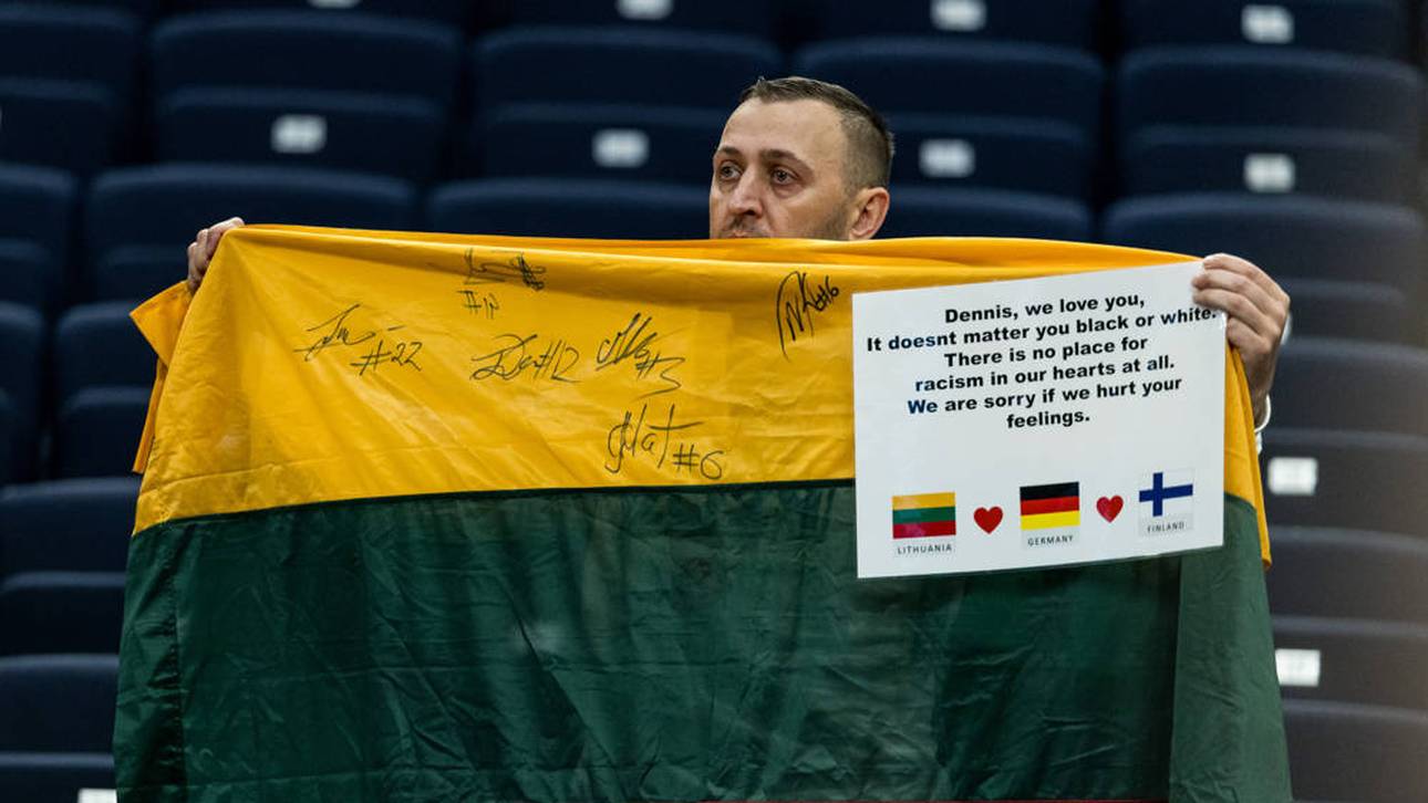 Schröder reagiert auf Fan-Geste