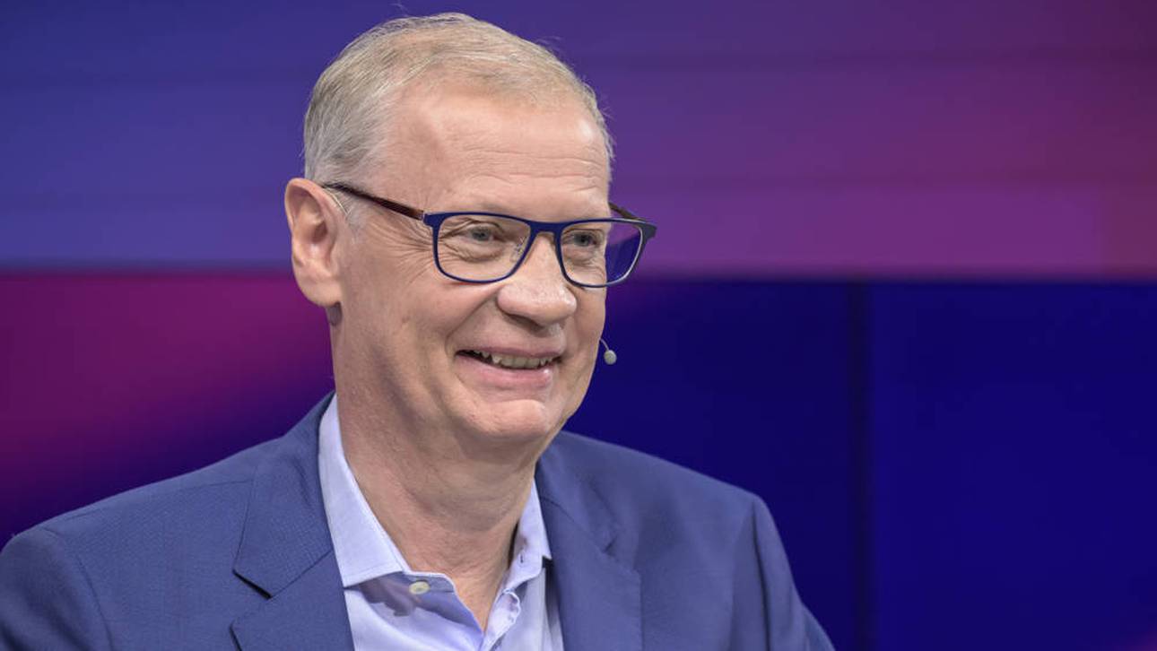 Jauch witzelt über Musiala-Irrtum