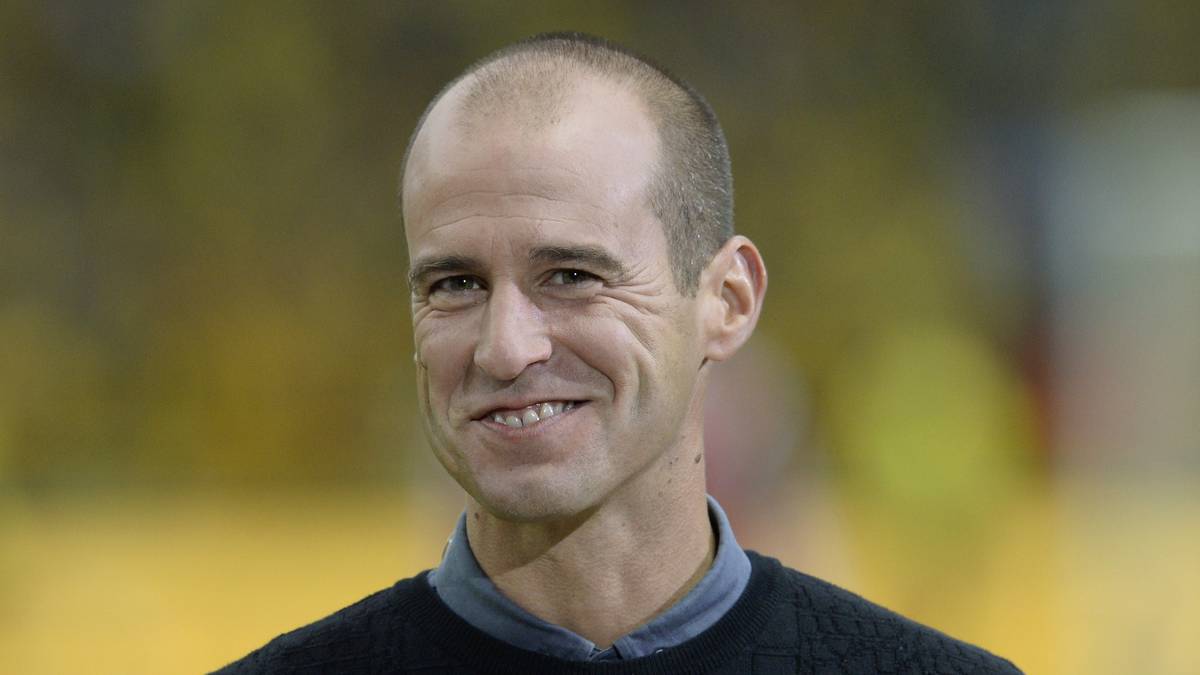 MEHMET SCHOLL: Übernahm nach seinem Karriereende zunächst eine Jugendmannschaft, bevor er 2009 für ein Jahr die zweite Mannschaft der Bayern trainierte. Von 2012 bis 2013 coachte er erneut die Bayern-Reserve