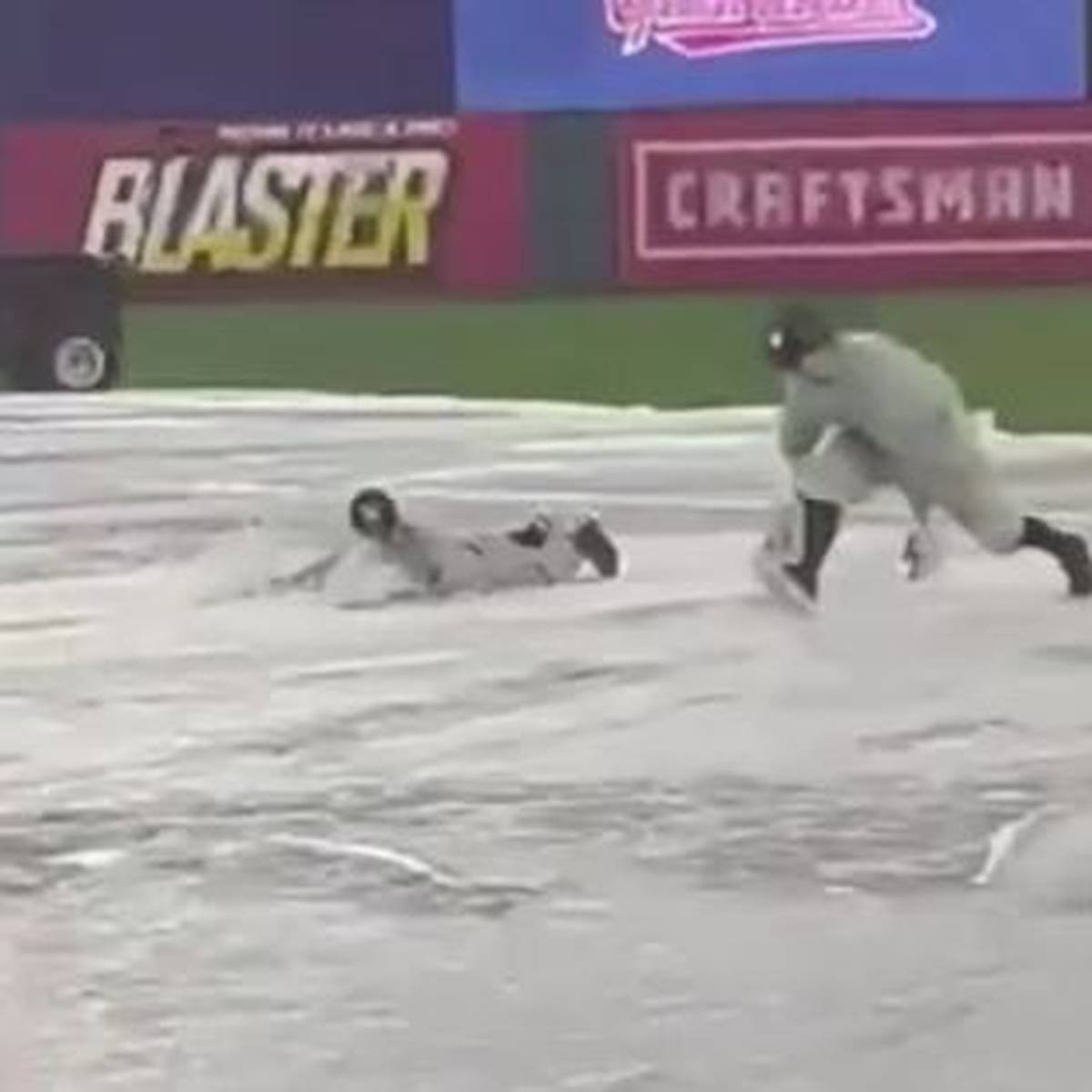 Trotz Spielausfall: Yankees-Stars liefern Regenshow