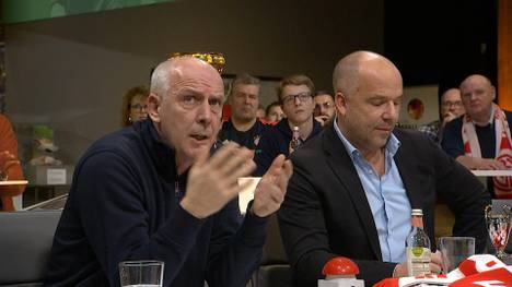 Der Fantalk analysiert die Bayern-Niederlage bei Lazio Rom. SPORT1-Experte Mario nimmt Trainer Thomas Tuchel aus der Schusslinie.