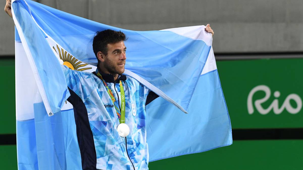 Die Belohnung dafür folgt umgehend, 2016 gewinnt er mit der Silbermedaille in Rio de Janeiro seine zweite Medaille bei Olympischen Spielen. Dort muss sich del Potro erst im Finale Titelverteidiger Andy Murray geschlagen geben