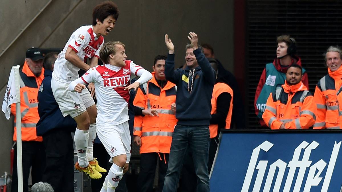 Aber die Gastgeber geben nicht auf - und belohnen sich in der 83. Minute mit dem Ausgleich durch Bard Finne. Der FC dürfte damit gesichert sein, Leverkusen kassiert nach 744 Spielminuten wieder ein Gegentor aus dem Spiel und lässt nach sieben Siegen erstmals wieder Punkte liegen. Und könnte am Sonntag Platz drei wieder an Borussia Mönchengladbach verlieren