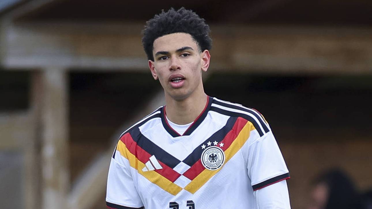 Noah Ajayi debütierte im März für die deutsche U19-Nationalmannschaft