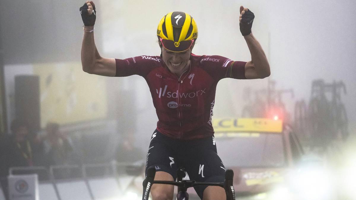 Frauen-Tour: Vollering nach Triumph vor Gesamtsieg