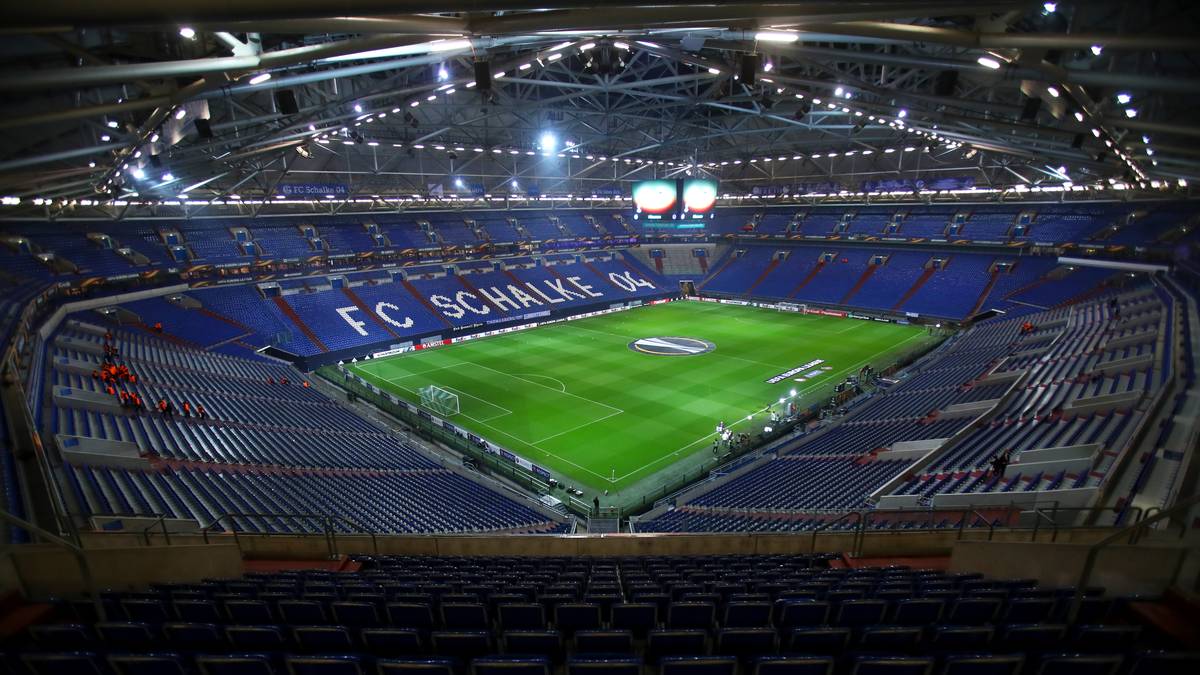 PLATZ 14 - FC SCHALKE 04 (Vorjahr: 13): 224,5 Millionen Euro (2014/15: 219,7 Millionen Euro)