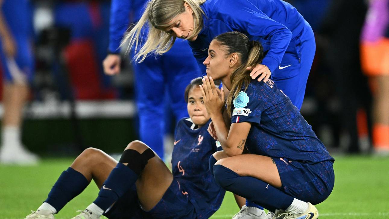 „Der Fluch geht weiter“: Les Bleues hadern nach Elfmeter-Drama