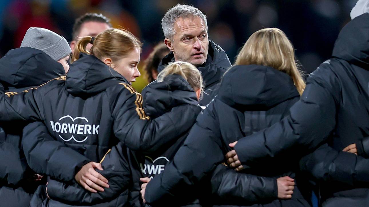 Wück wird nach Denkzettel zum  Schützer