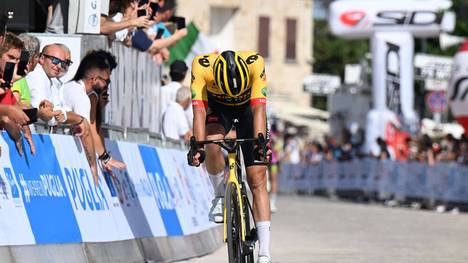 Edoardo Affini (Jumbo-Visma) greift den Weltverband nach dem Horror-Sturz bei der Vuelta de Burgos an