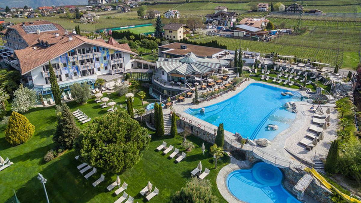 Auch ein Pool ist selbstverständlich vorhanden