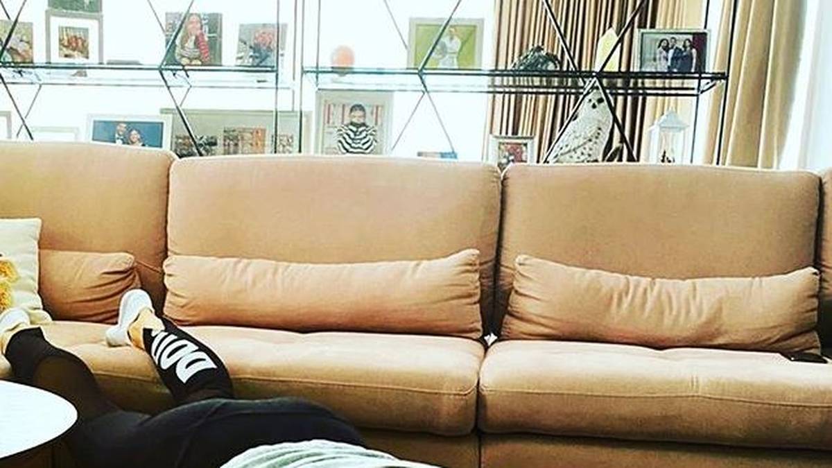 Die Mehrheit der WTA-Spielerinnen dokumentiert ihre Trainingsaktivität bei Instagram. So auch Simona Halep. Die Rumänin hält sich unter anderem mit Liegestützen fit