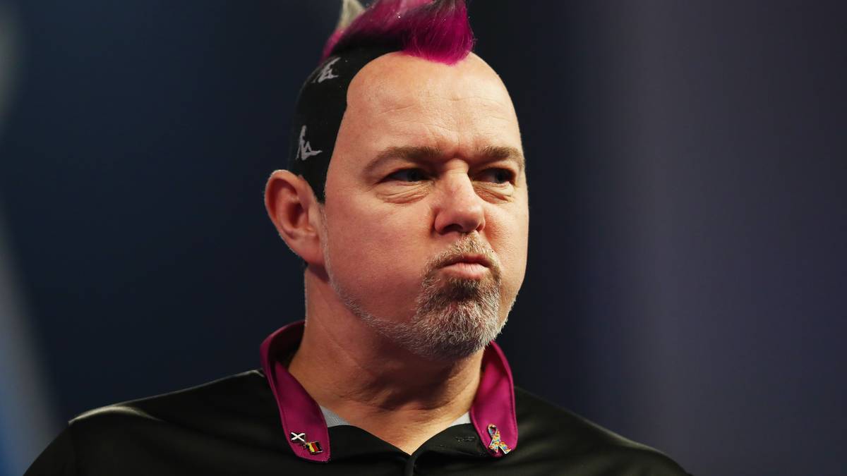 PLATZ 6 - PETER WRIGHT (PDC Order of Merit: 3): "Snakebite" erlebte eine schwierige Saison. Bei der vorangegangen WM scheiterte er bereits in Runde zwei an Jamie Lewis und bei den anschließenden Turnieren gab es ein Auf und Ab. Nur zwei PDC-Titel heimste der Schotte ein. Findet er bei der WM zurück zu seiner Glanzform? Hoffnung macht ihm das womöglich leichteste Turnierviertel.