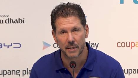 Diego Simeone sieht die Vorbereitung von Atlético Madrid durch die Weltmeisterschaft erschwert. Kurz vor dem Saisonstart konnte der Trainer seine Mannschaft noch nicht als komplettes Team einspielen.