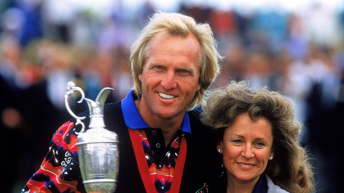 Bis 1955 liegt die Siegprämie noch unter 1000 Pfund, 1993 beträgt sie erstmals 100.000. Der Australier Greg Norman (267 Schläge) streicht sie ein bei seinem zweiten und letzten Triumph, als er Nick Faldo mit zwei Schlägen hinter sich lässt