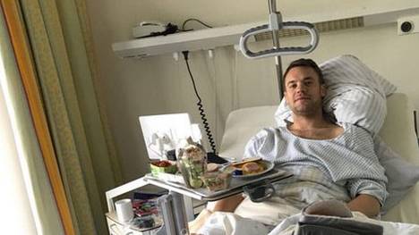 Manuel Neuer meldet sich nach seiner Operation aus dem Krankenhaus