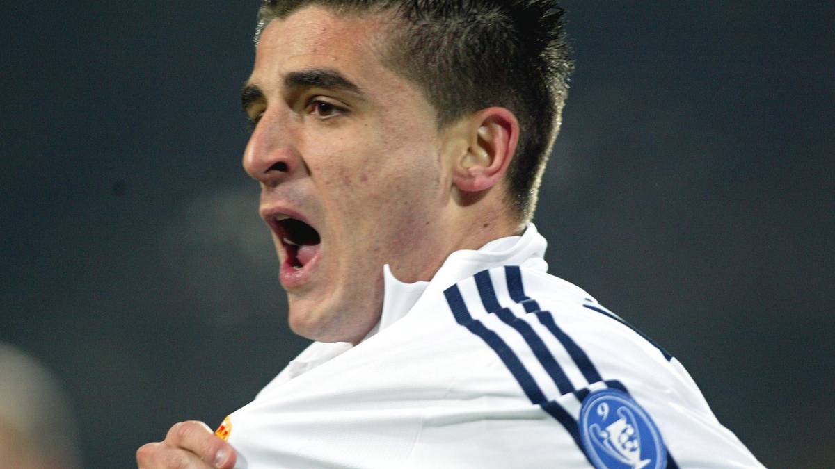 JAVIER PORTILLO: Portillo hält bis heute den Torrekord in der Jugend von Real Madrid - mit mehr als 150 Treffern. Als "neuer Raul" gepriesen unterzeichnet er 2000 als 18-Jähriger einen Profivertrag. Nur das Tor trifft er kaum noch. Es folgen viele Wechsel, meist innerhalb Spaniens. Heute ist er beim spanischen Drittligateam Alicante Ersatzspieler.