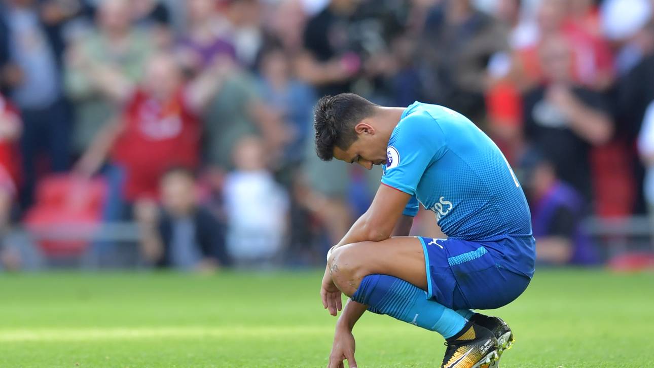Schon auf dem Platz zeigte sich Alexis Sanchez tief enttäuscht