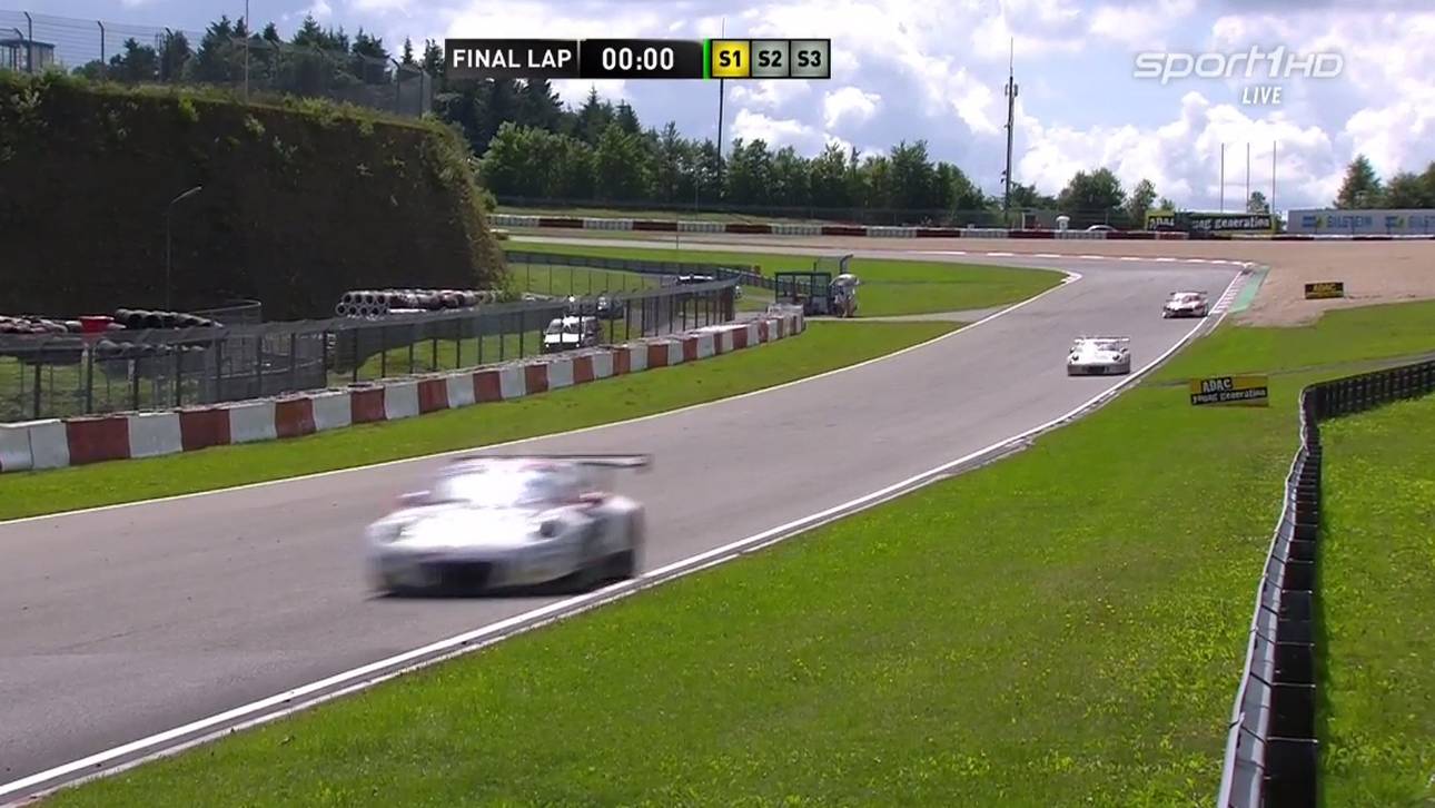 Porsche siegt beim Safety-Car-Festival