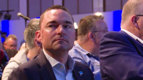 Hertha BSC findet keine Ruhe. Investor Lars Windhorst soll eine israelische Agentur beauftragt haben Ex-Präsidenten Werner Gegenbauer auszuspionieren. Ziel dieser Aktion sollte ein Ausscheiden Gegenbauers aus dem Verein sein. 