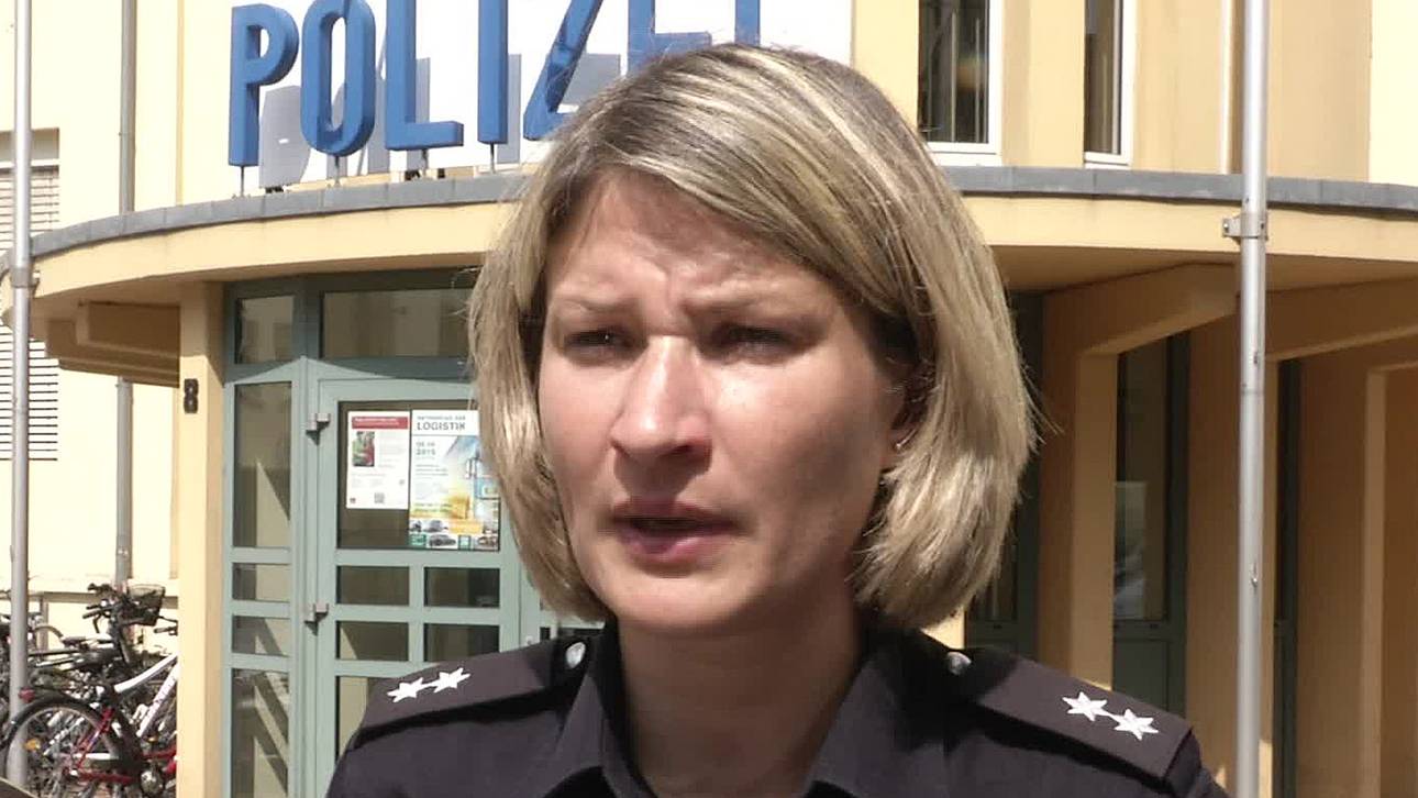 Polizei sucht Feuerzeug-Werfer