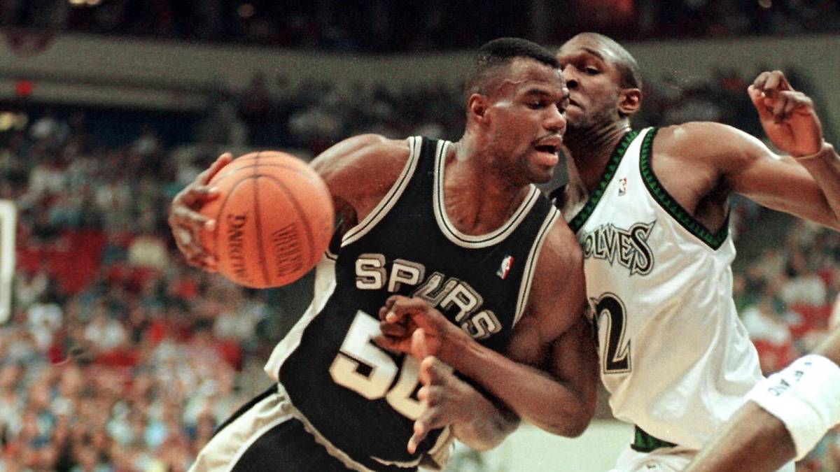 PLATZ 6: David Robinson (San Antonio Spurs) - 26,18