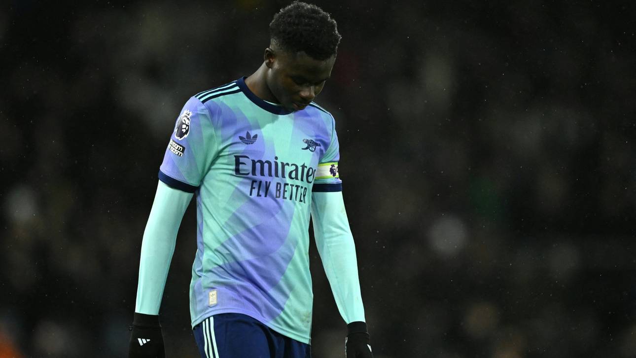 Saka meldet sich aus dem Krankenbett