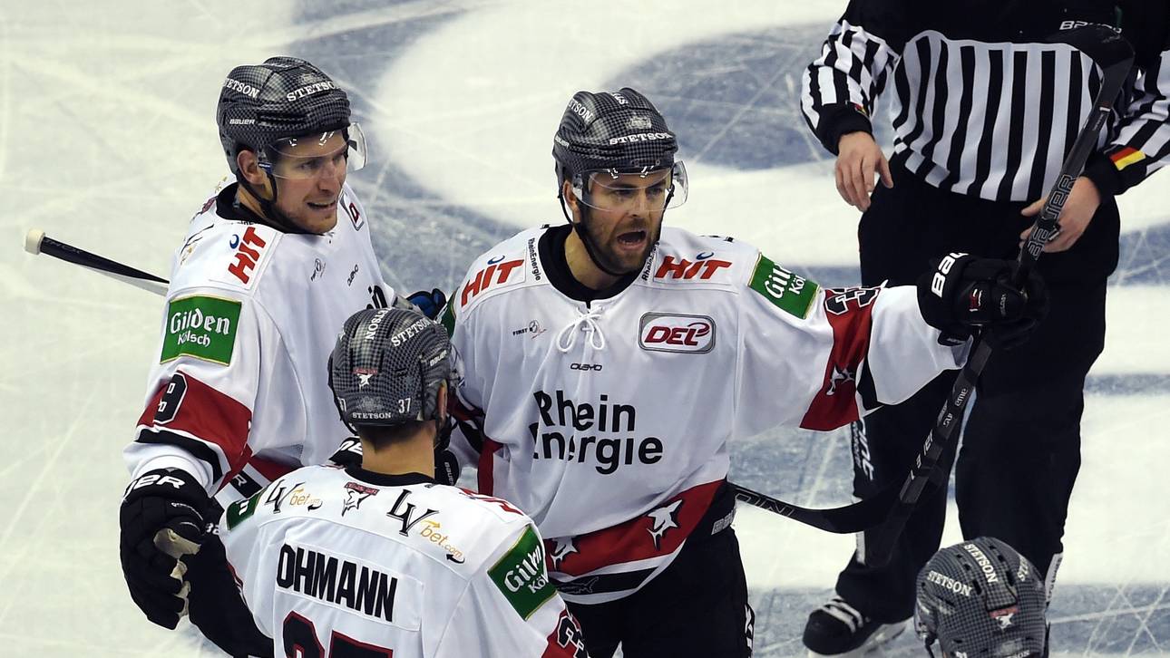 Haie stoßen Meister von der Spitze