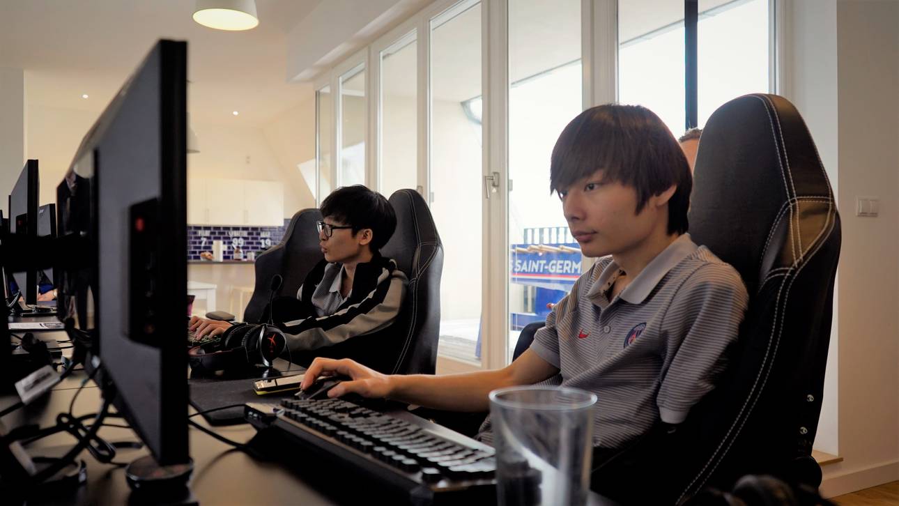 Schalke zeigt PSG, wie es geht