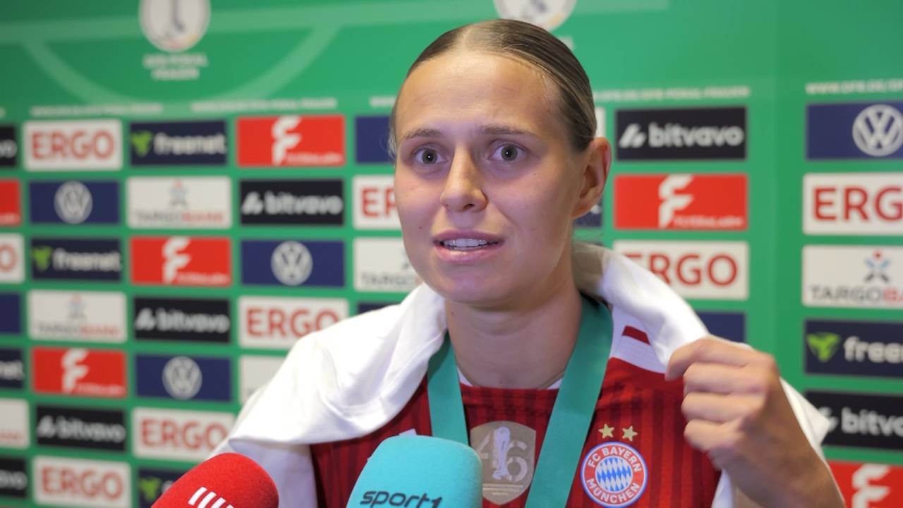 Herzerwärmend, wie die Bayern-Stars Popp würdigen