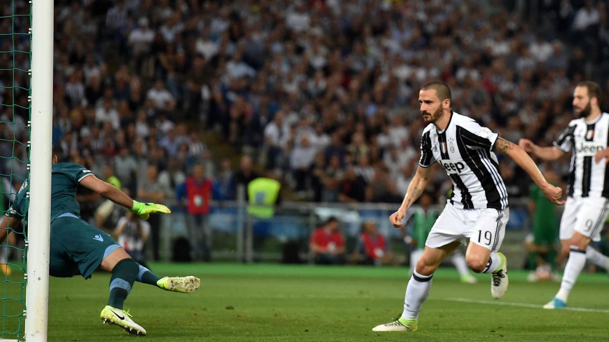 VERTEIDIGUNG - LEONARDO BONUCCI:  Herzstück des Juve-Bollwerks - ein Verteidiger, wie er im Buche steht. Der 30-jährige Anführer ist extrem kopfballstark, taktisch bestens geschult, im Zweikampf eisenhart und mit einem exzellenten Passspiel ausgestattet