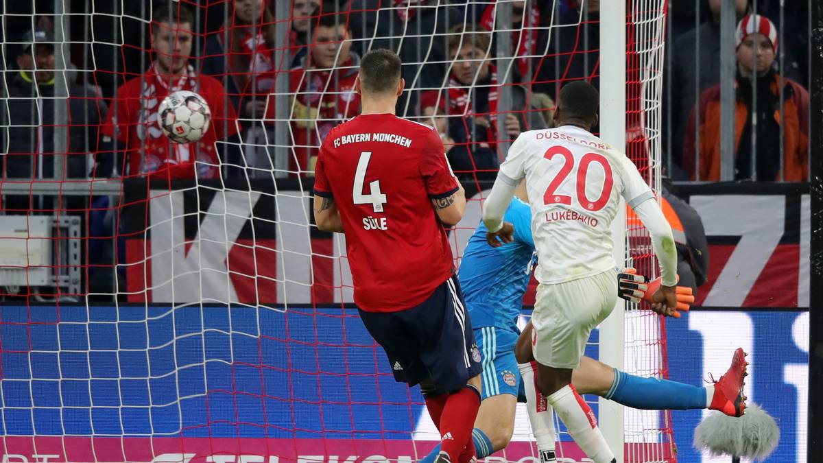 Dodi Lukebakio glänzt beim 3:3 von Fortuna Düsseldorf gegen den FC Bayern mit einem Dreierpack - und stürzt den Meister damit noch tiefer in die Krise