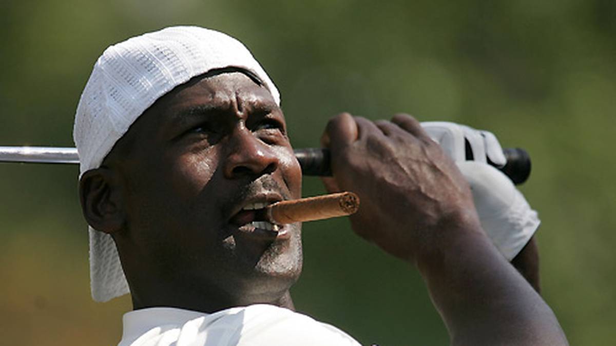Seine Golf-Leidenschaft ist fast so groß wie das Basketball-Feuer. In jeder freien Minute ist Jordan auf dem Grün zu finden.