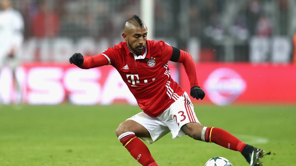 MITTELFELD - ARTURO VIDAL: Gegen Arsenal braucht Bayern Kämpfer - und Vidal ist ein Krieger. Seine Zweikampfstärke wird im Mittelfeld wichtig sein