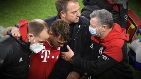 Joshua Kimmich verletzt sich gegen den BVB schwer und fällt länger aus. SPORT1 Chefreporter Florian Plettenberg erklärt im CHECK24 Doppelpass, wie schwer dieser Ausfall zu verkraften ist.