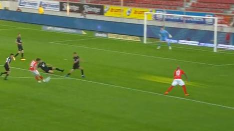 Der Hallesche FC konnte den kurzen Lauterer Höhenflug stoppen und gleichzeitig seine Form bestätigen. Tom Zimmerschied machte mit seinem Traumtor den Unterschied.