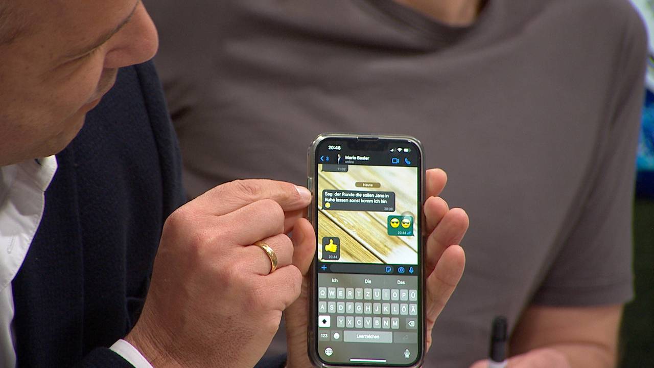 Mario Basler droht dem Fantalk wegen Moderatorin Jana Wosnitza