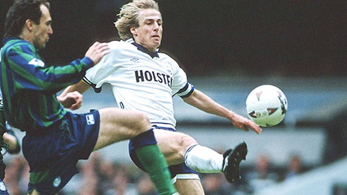 Vom AS Monaco wechselt Klinsi 1994 zu Tottenham Hotspur und wird 1995 Englands Fußballer des Jahres