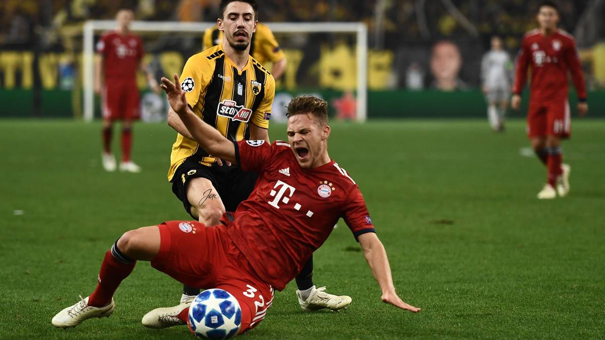 JOSHUA KIMMICH: Der Dauerbrenner startete schwach, vertändelte unnötig einen Ball in der eigenen Hälfte (5.), schlug viele schwache Flanken. Kam gegen Ende der ersten Halbzeit besser ins Spiel. Dennoch: Kimmich wirkt überspielt. Ist aber auch kein Wunder, er verpasste in dieser Saison noch nicht eine Minute in allen 13 FCB-Pflichtspielen. SPORT1-Note: 4