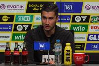 Nuri Sahin muss sich immer wieder zu seinen Führungsspielern äußern - auch nach dem Pokal-Aus gegen Wolfsburg. Der Trainer spricht klar über diese Spieler beim BVB.