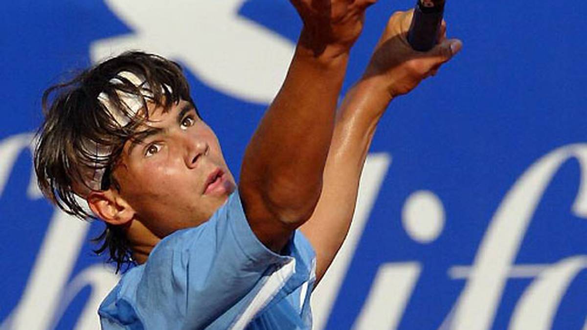 Im Jahr 2003 macht der 16-jährige Spanier die Tenniswelt auf sich aufmerksam. Der Linkshänder qualifiziert sich erstmals für ein Turnier der Masters Series. In Monte Carlo sorgt der Youngster mit Siegen gegen Karol Kucera und Albert Costa für erste Achtungserfolge