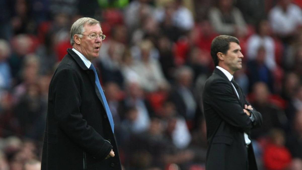 In der Autobiografie der schottischen Trainer-Legende steht geschrieben: "Wenn unsere Gegner sahen, wie ich auf meine Uhr zeigte, stellte sich bei ihnen das Gefühl ein, dass sie sich gegen uns über einen Zeitraum verteidigen müssten, der wie eine Ewigkeit erschien", so Ferguson 