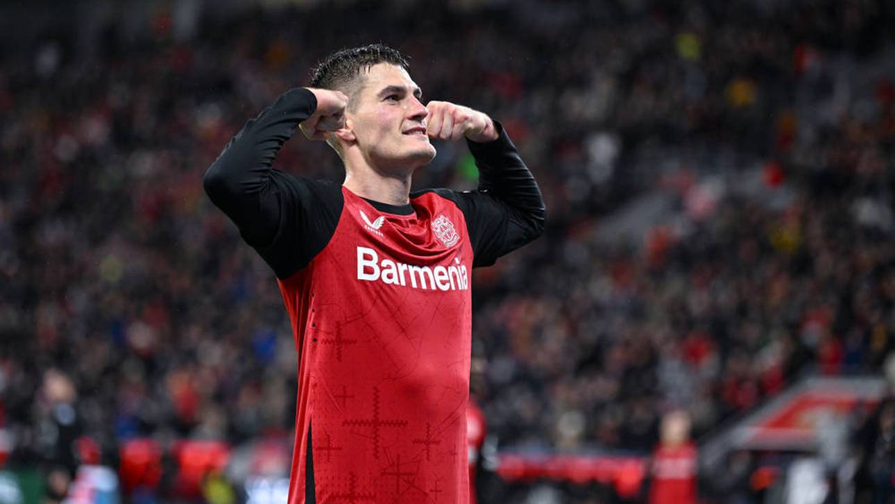 Schick-Hattrick in zehn Minuten!