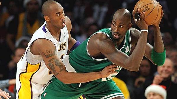 Die NBA-Finals 2010 bescheren den Fans den Evergreen zwischen den Boston Celtics und den L.A. Lakers. Bereits zum zwölften Mal stehen sich die Rekordtitelträger im Endspiel gegenüber. Die Statsitik spricht klar für die Celtics - mit 9:2 hat der Klub die Nase vorn. SPORT1 blickt zurück auf die bisherigen Finals