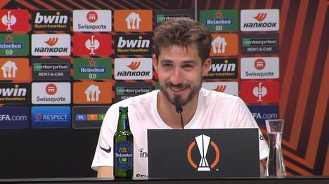 Kevin Trapp über die Fans auf dem Spielfeld nach dem Finaleinzug gegen West Ham