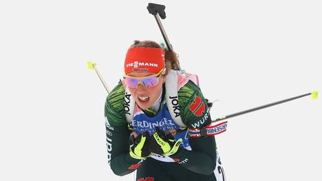 Biathlon: Laura Dahlmeier trainiert nach Zwangspause wieder auf Schnee , Laura Dahlmeier hat nach gesundheitlichen Problemen noch Trainingsrückstand 