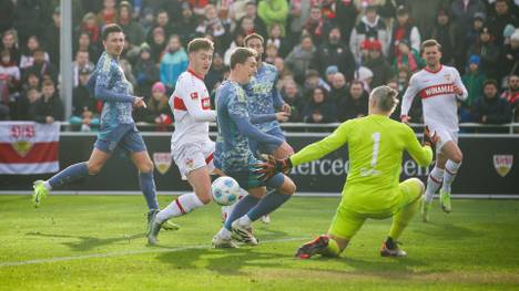 Angelo Stiller trifft im Test gegen Ajax Amsterdam